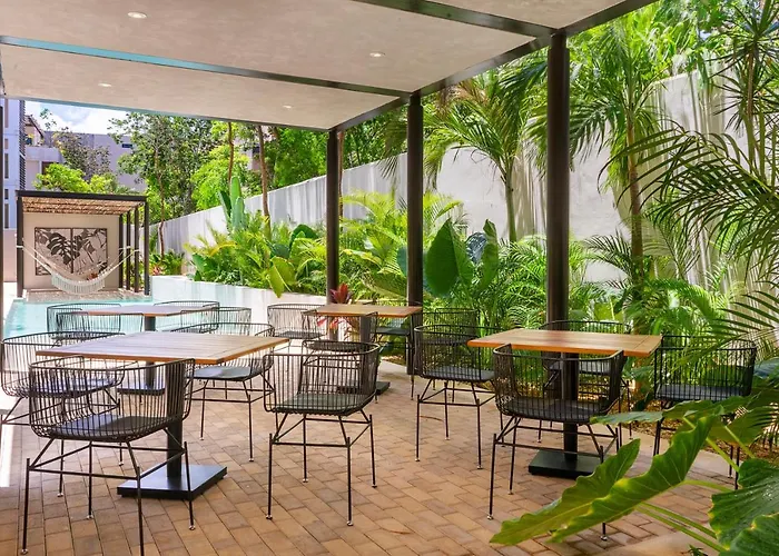 Hotel Chic With Swim-up Pool Access Tulum